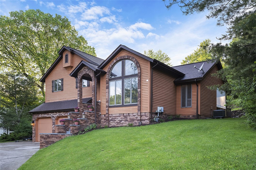 Level Green, Pennsylvania, 15085, United States, 4 Bedrooms Bedrooms, ,4 BathroomsBathrooms,Residential,For Sale,1901762