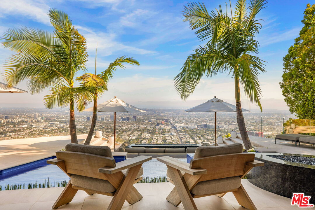 Los Angeles, California, 90046, United States, 3 Bedrooms Bedrooms, ,3 BathroomsBathrooms,Residential,For Sale,1908229