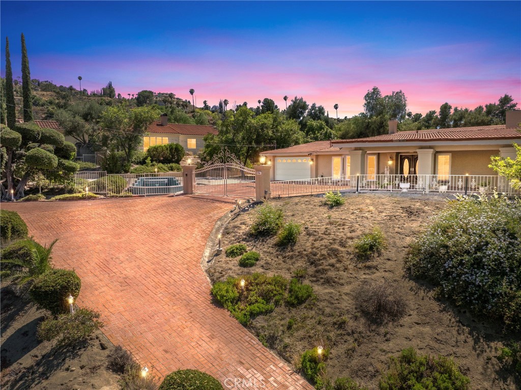 Hemet, California, 92544, United States, 5 Bedrooms Bedrooms, ,4 BathroomsBathrooms,Residential,For Sale,1896645