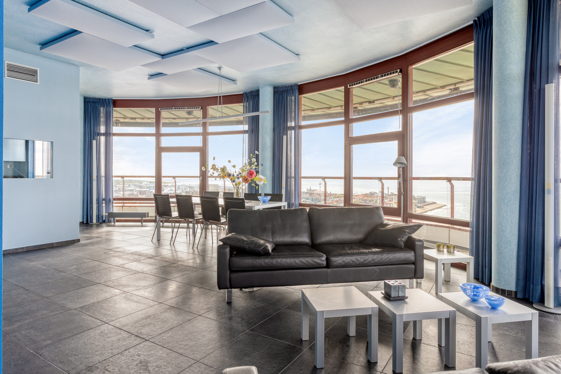  The Penthouse Above the Sea - 物件實景
