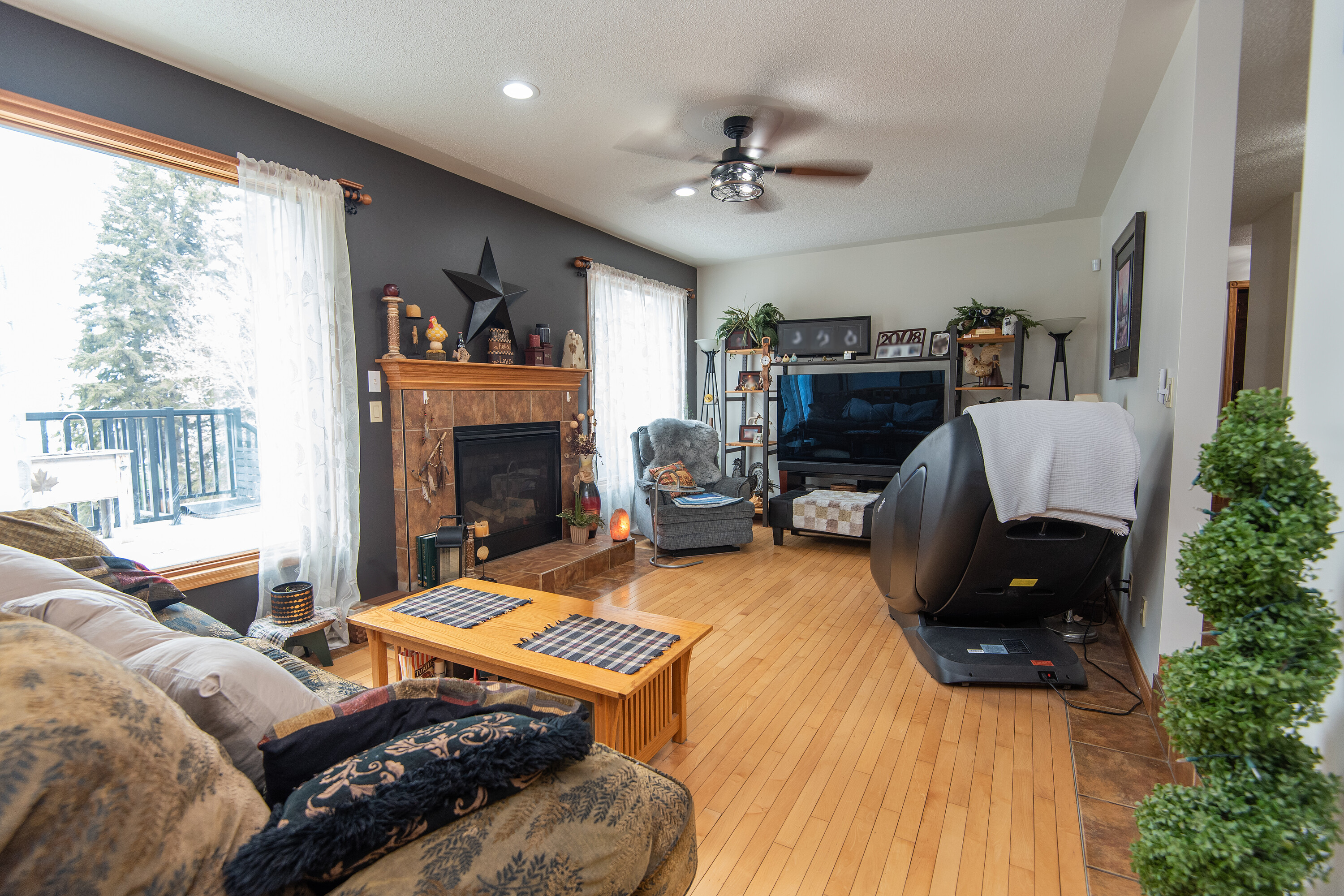  Rural Lacombe County, North - 物件實景