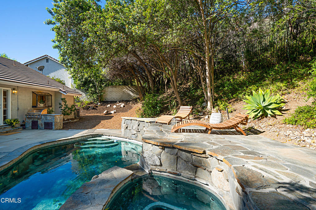 West Hills, California, 91307, United States, 3 Bedrooms Bedrooms, ,2 BathroomsBathrooms,Residential,For Sale,1986464