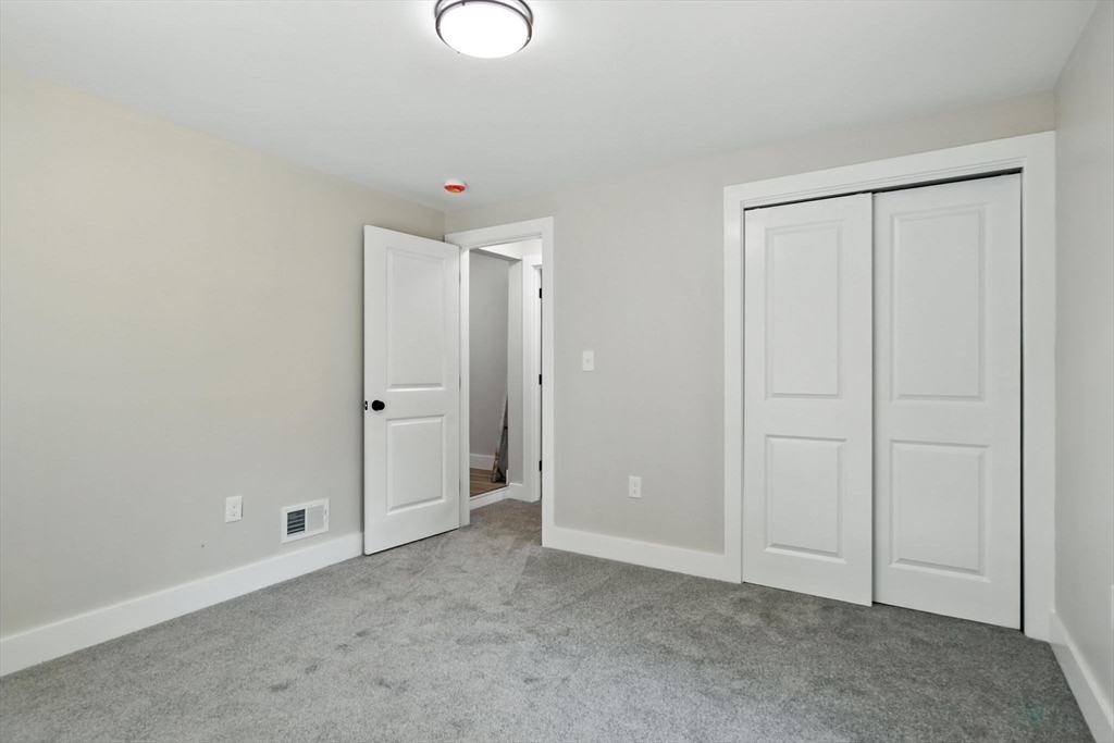 Agawam, Massachusetts, 01001, United States, 8 Bedrooms Bedrooms, ,3 BathroomsBathrooms,Residential,For Sale,1918725