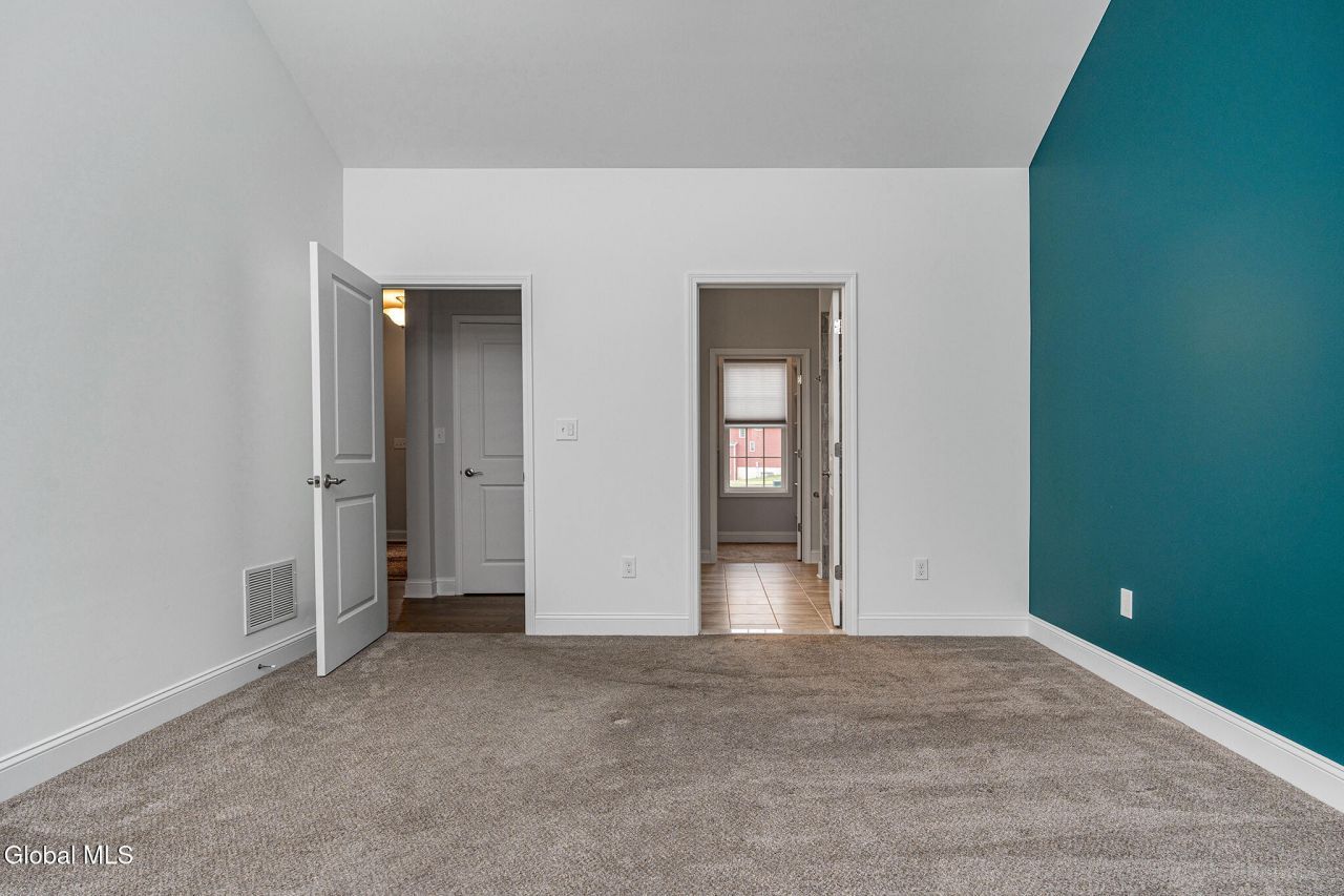 Halfmoon, New York, 12065, United States, 4 Bedrooms Bedrooms, ,3 BathroomsBathrooms,Residential,For Sale,1987891