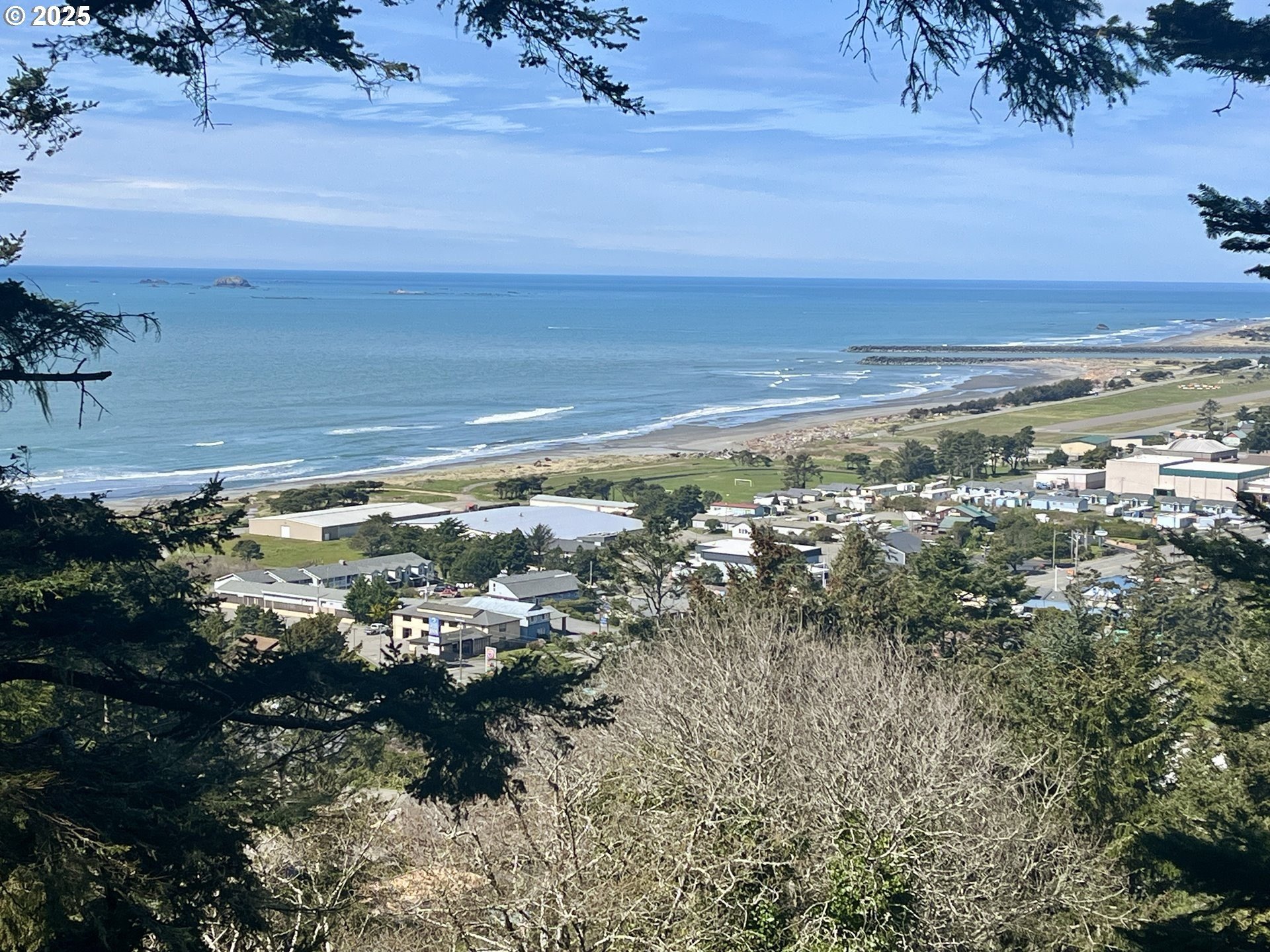 Gold Beach, Oregon, 97444, United States, 3 Bedrooms Bedrooms, ,3 BathroomsBathrooms,Residential,For Sale,1977644