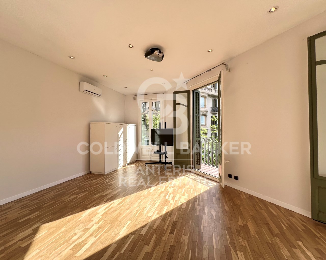 Barcelona, Barcelona, Eixample, L'Antiga Esquerra, Barcelona, Catalonia, ES, 2 Bedrooms Bedrooms, ,2 BathroomsBathrooms,Residential,For Sale,Barcelona, Barcelona, Eixample, L'Antiga Esquerra,1617288