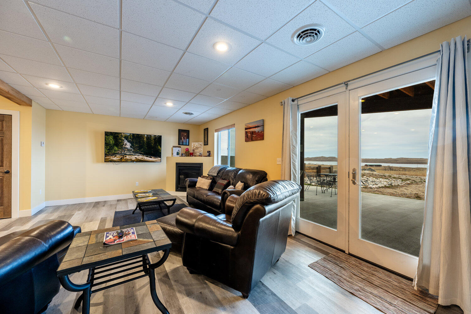 Buffalo, Wyoming, 82834, United States, 4 Bedrooms Bedrooms, ,4 BathroomsBathrooms,Residential,For Sale,1990981