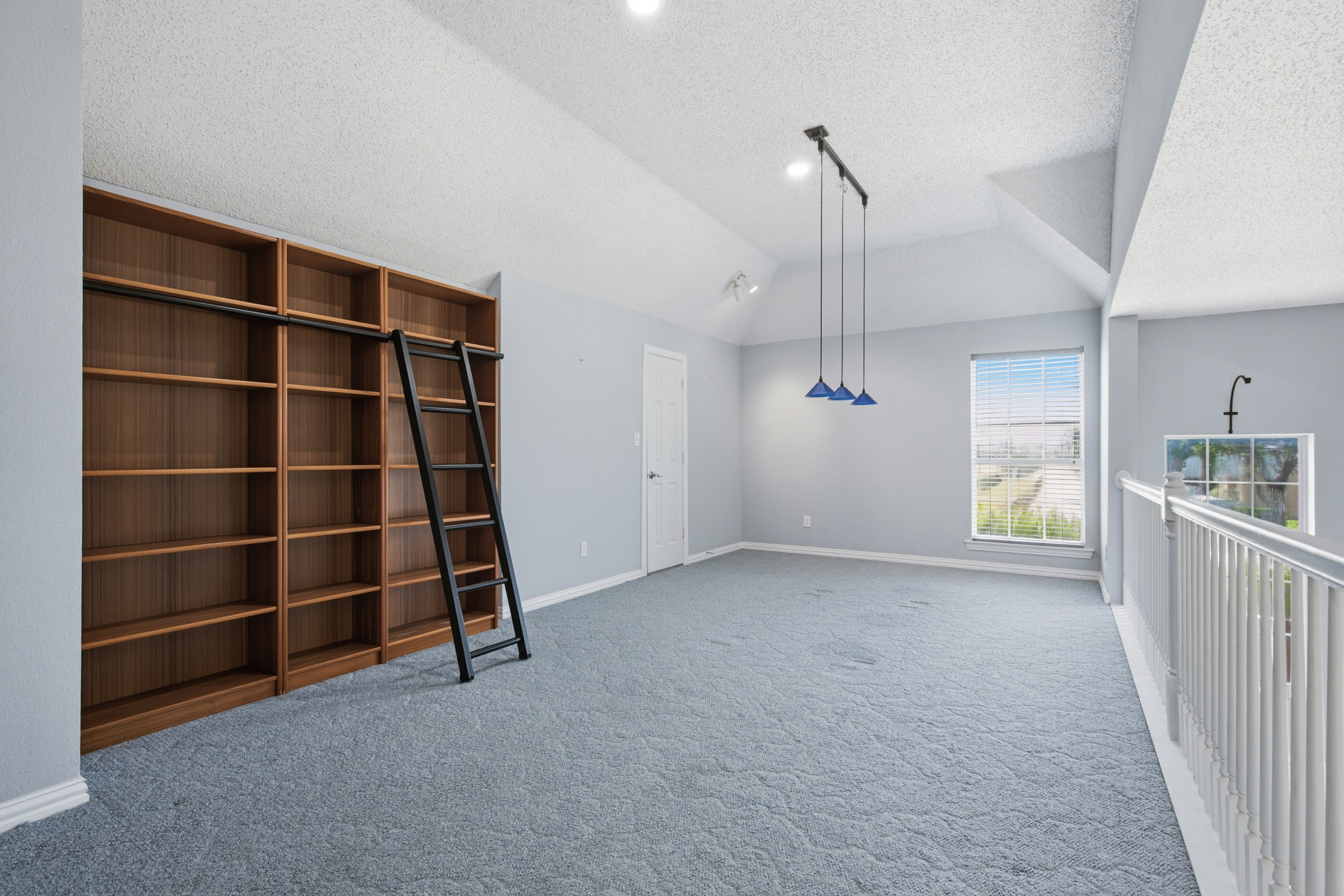 Updated Addison Gem  3 Beds + Game Room  Low-Maintenance Living - 物件實景