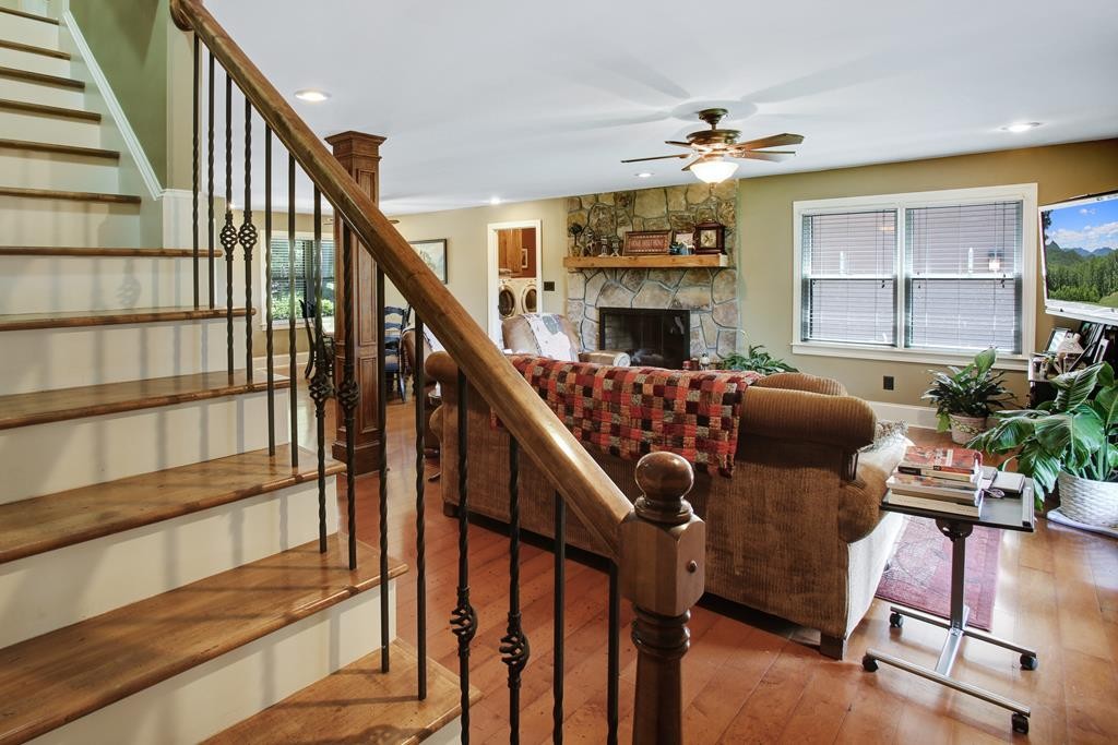 2899 Gribble Edwards Road, Hayesville, North Carolina, 28904, United States, 4 Bedrooms Bedrooms, ,5 BathroomsBathrooms,Residential,For Sale,2899 Gribble Edwards Road,1478063