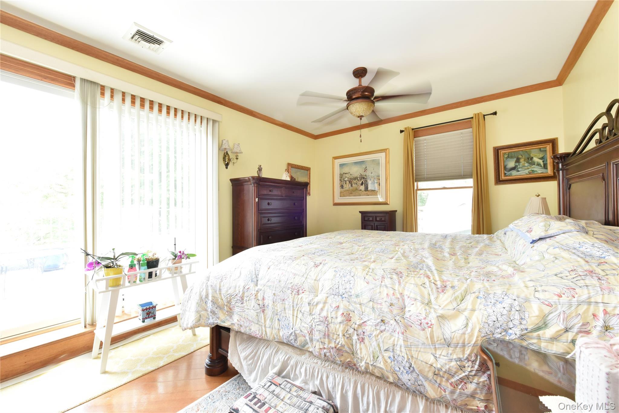  328 38th Road, Douglaston, NY, 11363 - 物件實景