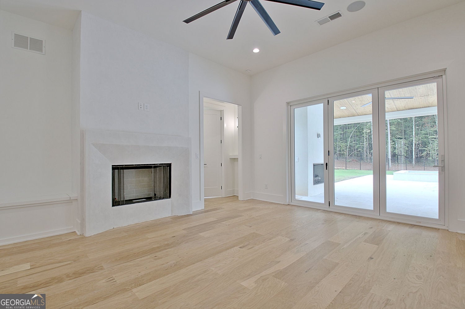 Tyrone, Georgia, 30290, United States, 6 Bedrooms Bedrooms, ,6 BathroomsBathrooms,Residential,For Sale,1859039