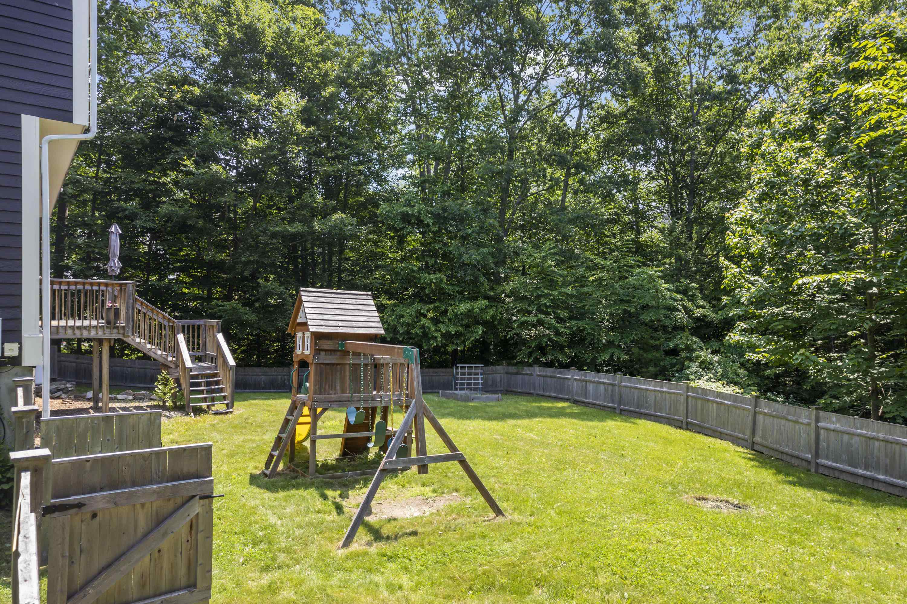 York, Maine, 03909, United States, 3 Bedrooms Bedrooms, ,4 BathroomsBathrooms,Residential,For Sale,1938259