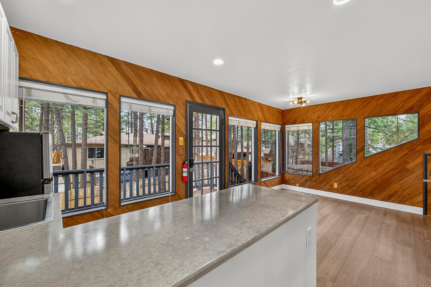  530 N Charles Road ¦Flagstaff, AZ - 物件實景