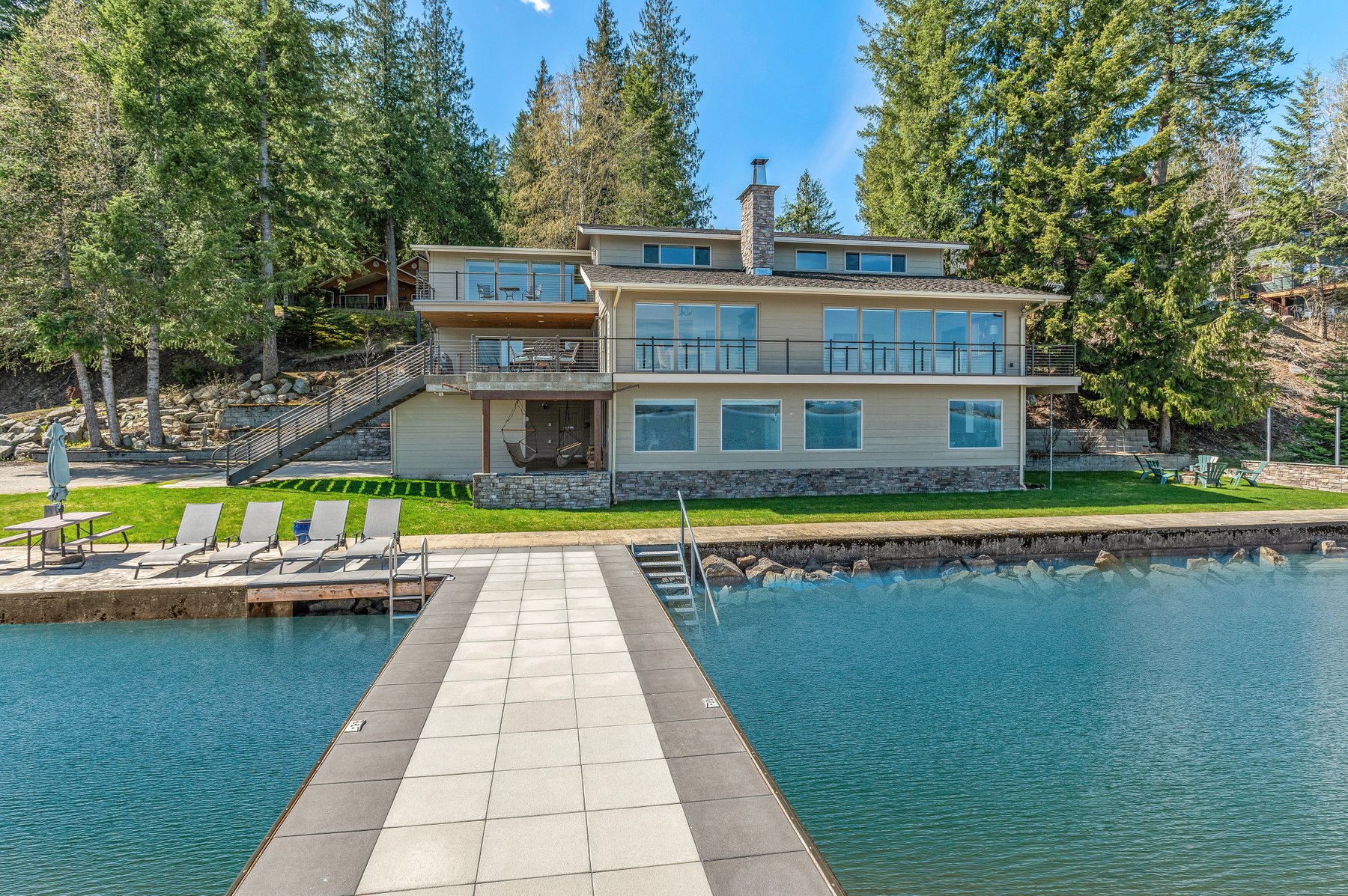 Sagle, Idaho, 83860, United States, 6 Bedrooms Bedrooms, ,5 BathroomsBathrooms,Residential,For Sale,1763487