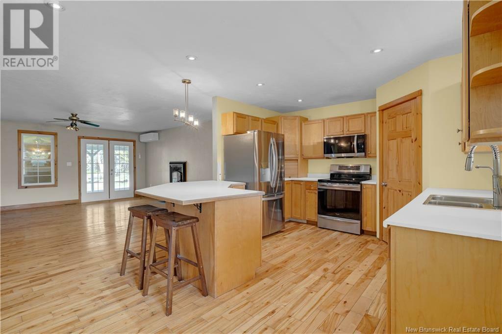 BAYSIDE, New Brunswick, E5B 2T1, CA, 3 Bedrooms Bedrooms, ,2 BathroomsBathrooms,Residential,For Sale,1874052