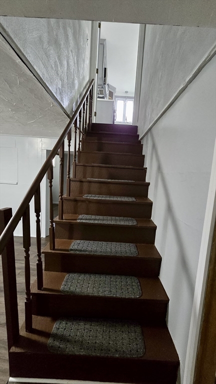 Methuen, Massachusetts, 01844, United States, 4 Bedrooms Bedrooms, ,2 BathroomsBathrooms,Residential,For Sale,2039540