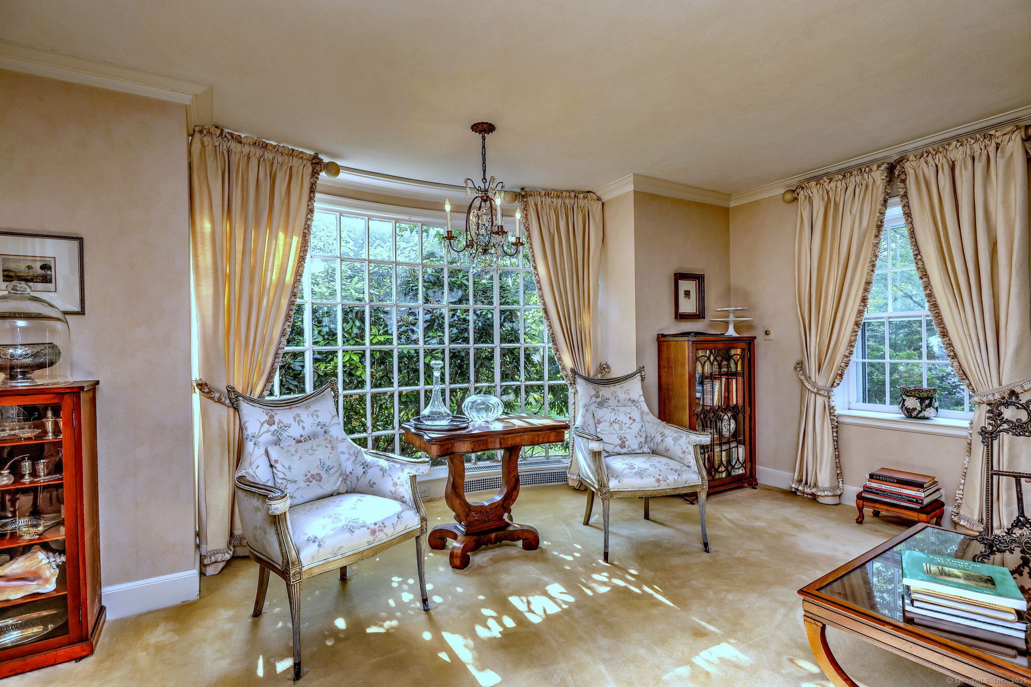 Woodbridge, Connecticut, 06525, United States, 4 Bedrooms Bedrooms, ,4 BathroomsBathrooms,Residential,For Sale,1902823