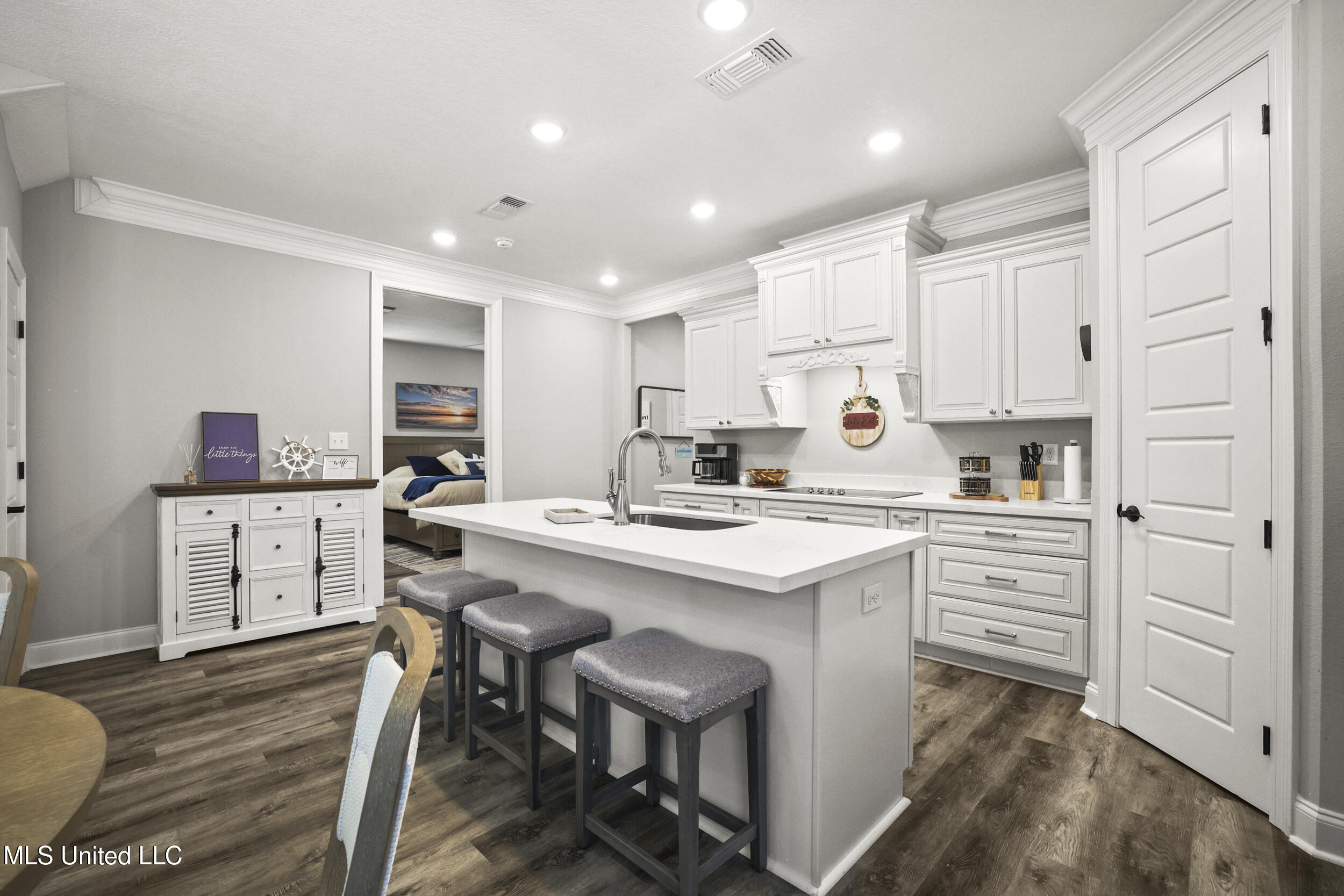 Biloxi, Mississippi, 39531, United States, 3 Bedrooms Bedrooms, ,3 BathroomsBathrooms,Residential,For Sale,1906978