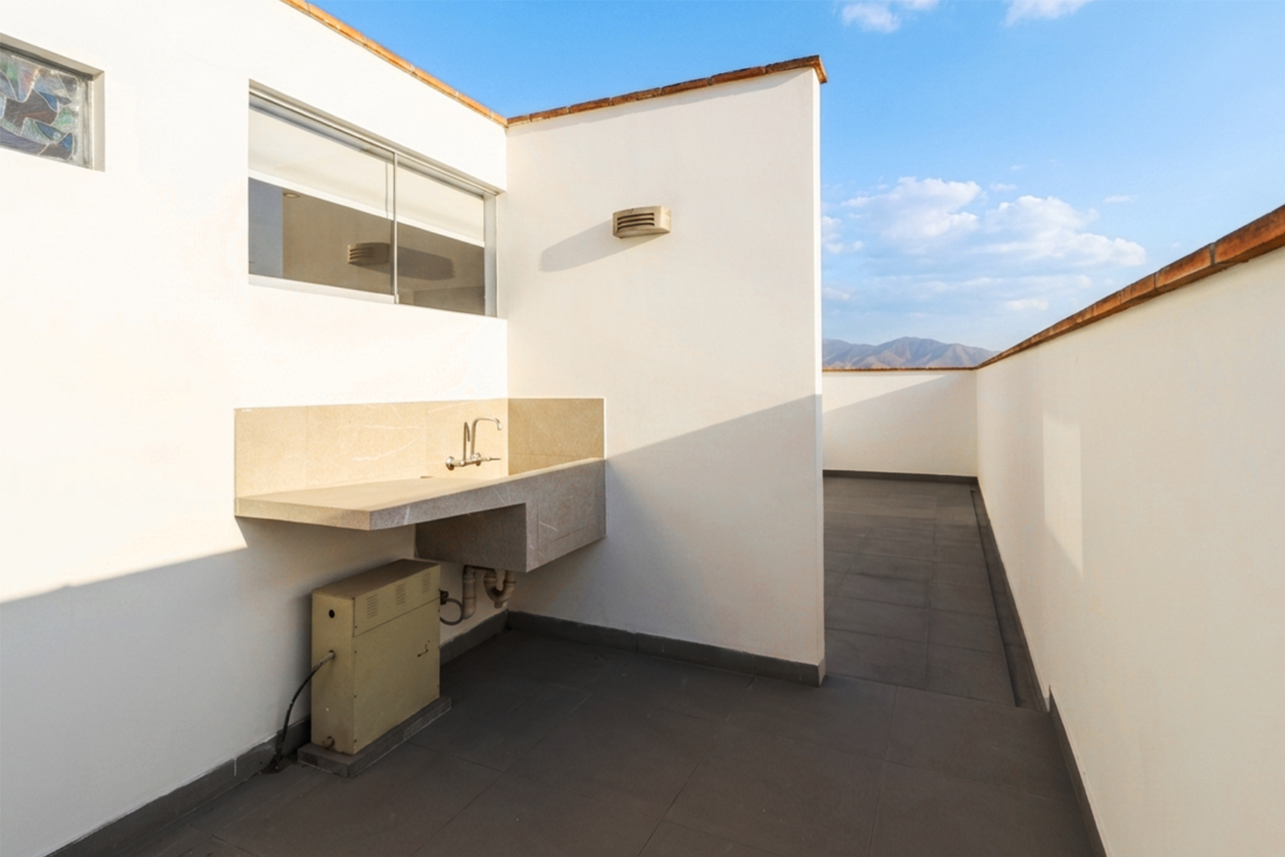  Exclusive penthouse with panoramic views in a prime location in CERROS DE CAMACH - 物件實景