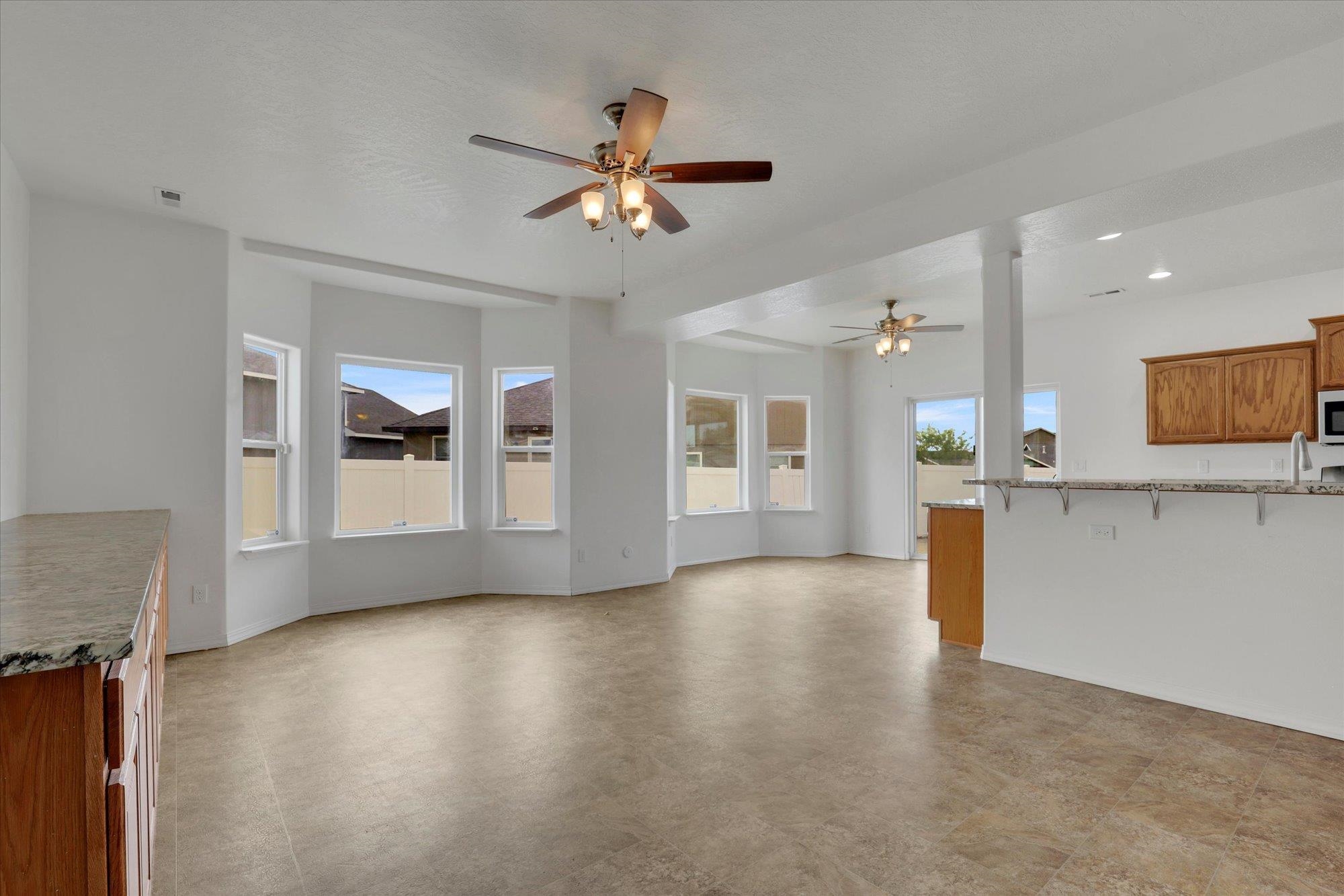 Spokane, Washington, 99224, United States, 4 Bedrooms Bedrooms, ,3 BathroomsBathrooms,Residential,For Sale,1981658