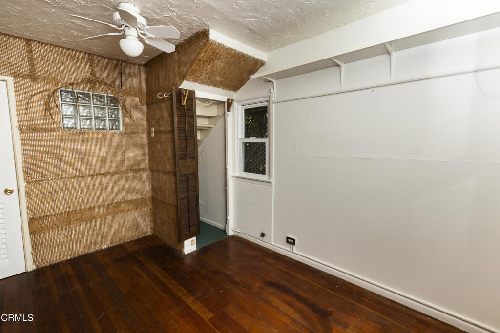 Oxnard, California, 93035, United States, 2 Bedrooms Bedrooms, ,1 BathroomBathrooms,Residential,For Sale,2048022