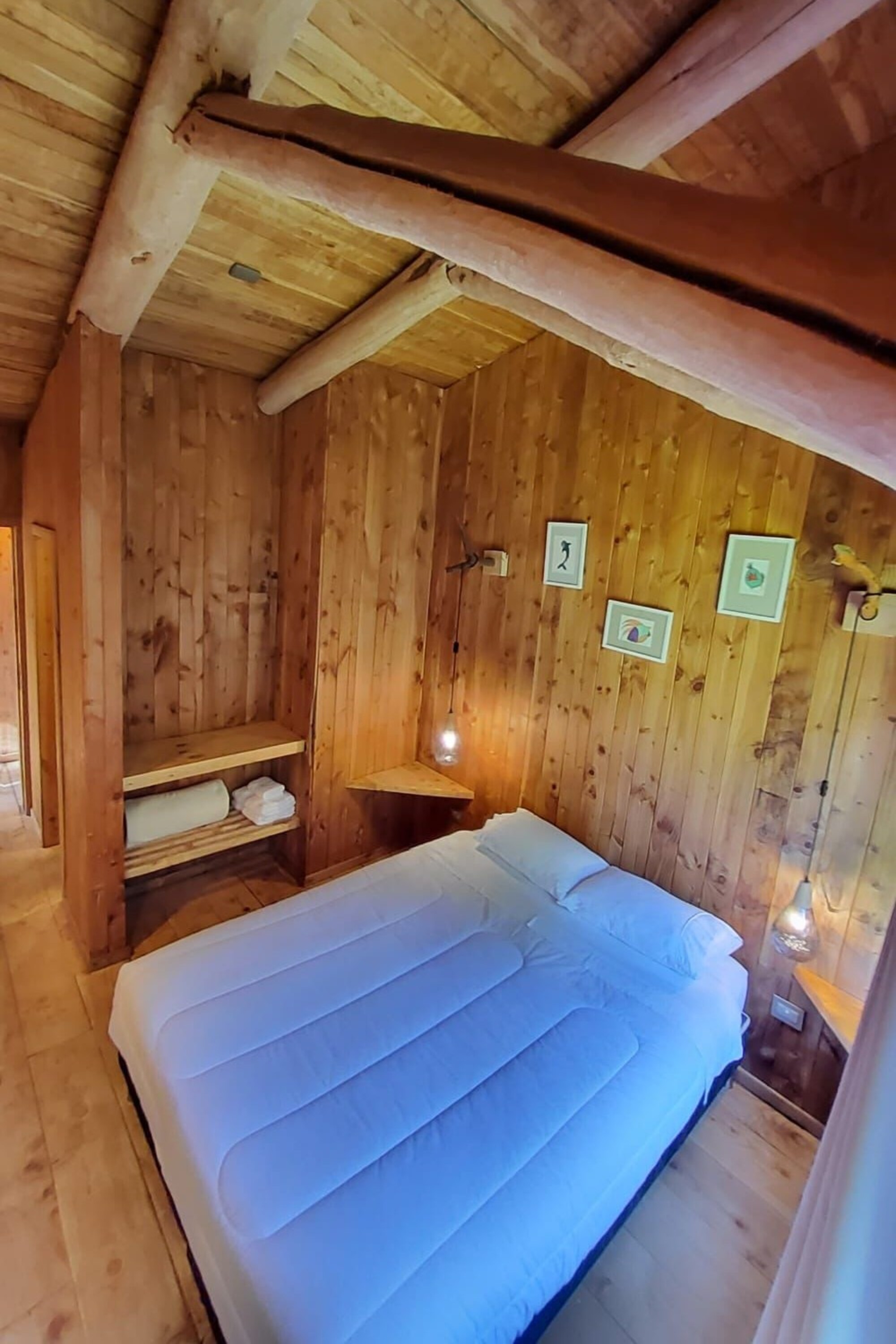  Lodge on 3 Hectares with 200 m of Cisnes Riverfront in the Aysén Region - 物件實景