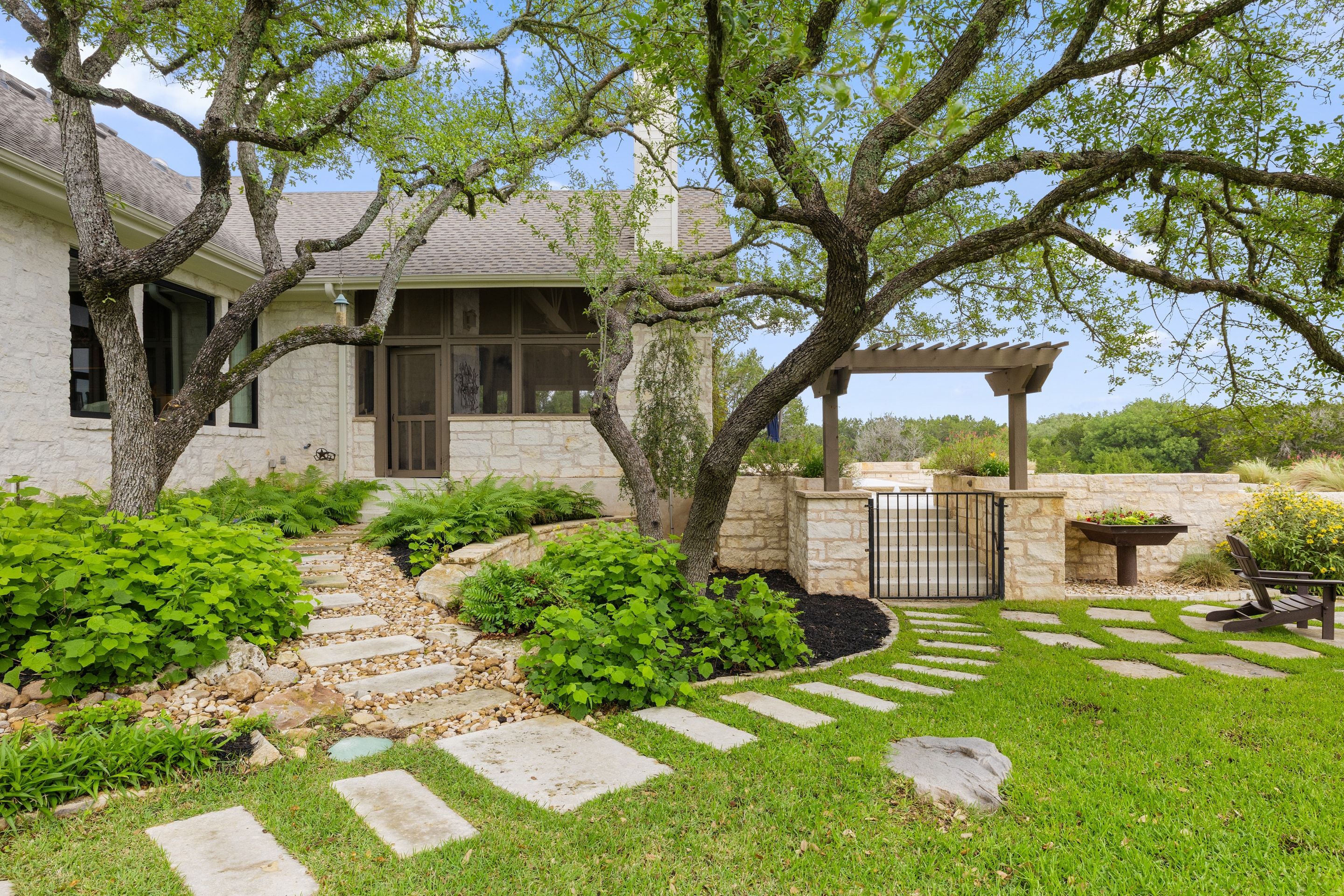  Incredible & Rare Home in The Overlook at Lewis Mountain - A SW Austin Gem - 物件實景