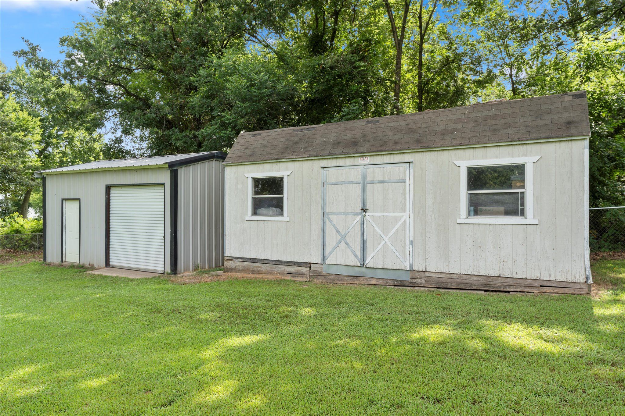 Emory, Texas, 75440, United States, 3 Bedrooms Bedrooms, ,4 BathroomsBathrooms,Residential,For Sale,1892532