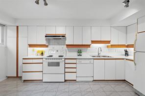 Ottawa, Ontario, K1N 9N7, CA, 2 Bedrooms Bedrooms, ,3 BathroomsBathrooms,Residential,For Sale,1966889