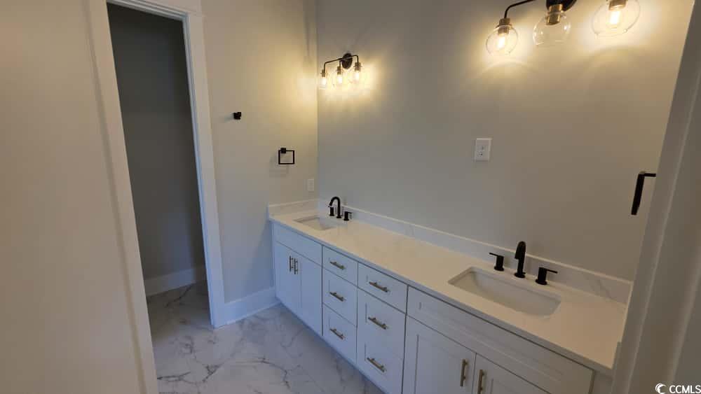 Myrtle Beach, South Carolina, 29579, United States, 5 Bedrooms Bedrooms, ,5 BathroomsBathrooms,Residential,For Sale,1980424