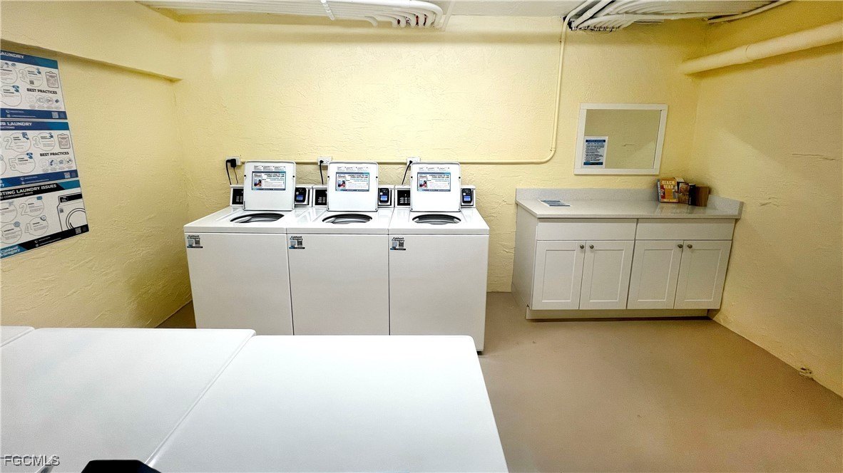 Fort Myers Beach, Florida, 33931, United States, 1 Bedroom Bedrooms, ,1 BathroomBathrooms,Residential,For Sale,1979475