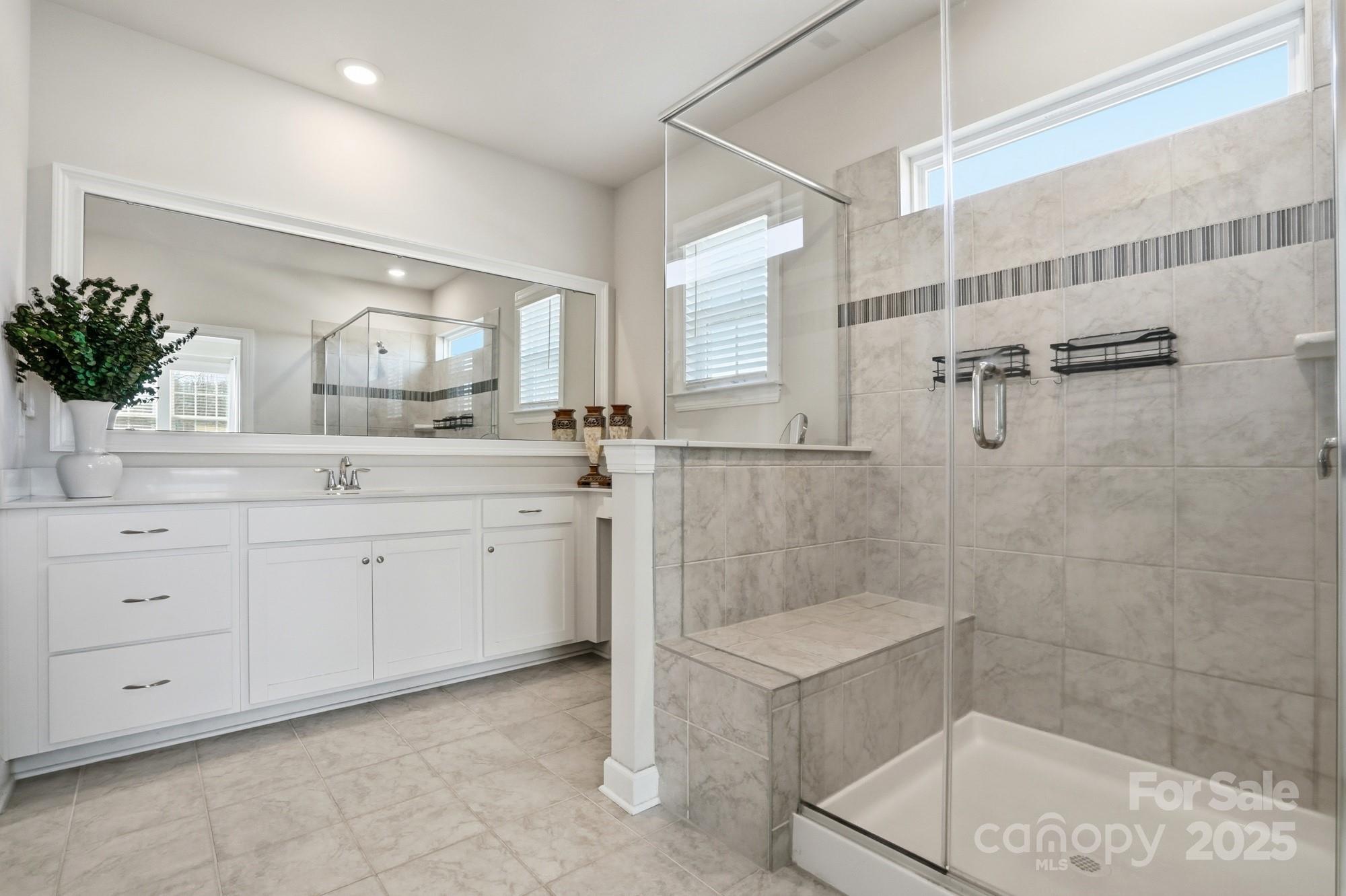 Huntersville, North Carolina, 28078, United States, 4 Bedrooms Bedrooms, ,4 BathroomsBathrooms,Residential,For Sale,1992464