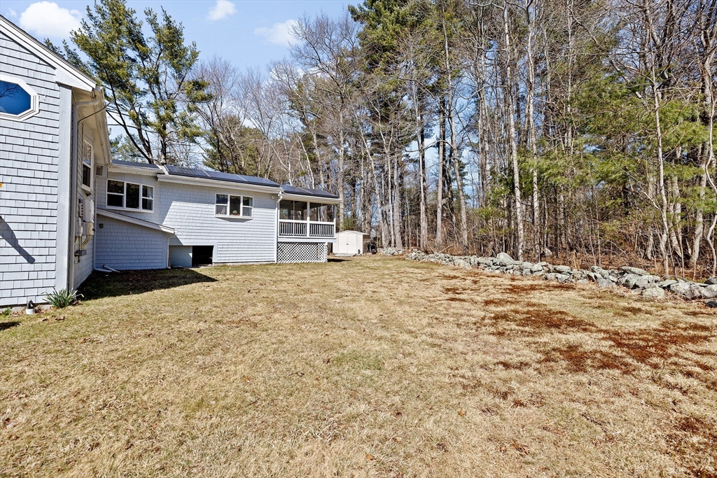 Easton, Massachusetts, 02375, United States, 3 Bedrooms Bedrooms, ,3 BathroomsBathrooms,Residential,For Sale,1975214