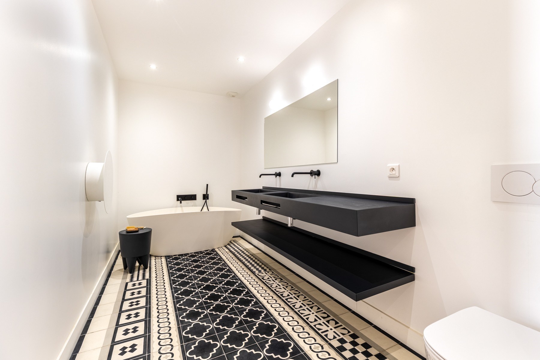  BORDEAUX - JARDIN PUBLIC - STUNNING RENOVATED APARTMENT - GARAGE - TERRACE - 4 … - 物件實景