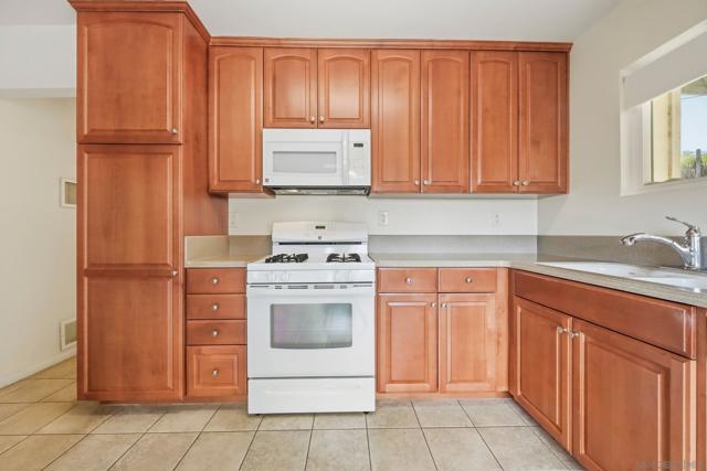El Cajon, California, 92021, United States, 3 Bedrooms Bedrooms, ,2 BathroomsBathrooms,Residential,For Sale,2048133