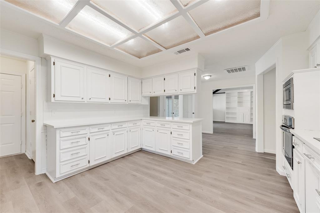 Rockwall, Texas, 75087, United States, 3 Bedrooms Bedrooms, ,3 BathroomsBathrooms,Residential,For Sale,1987708