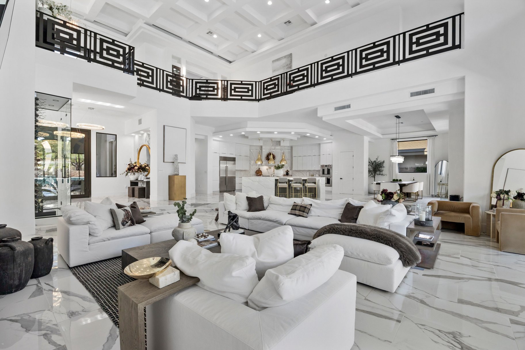  Elevated Custom Living in MacDonald Highlands with Views - 物件實景