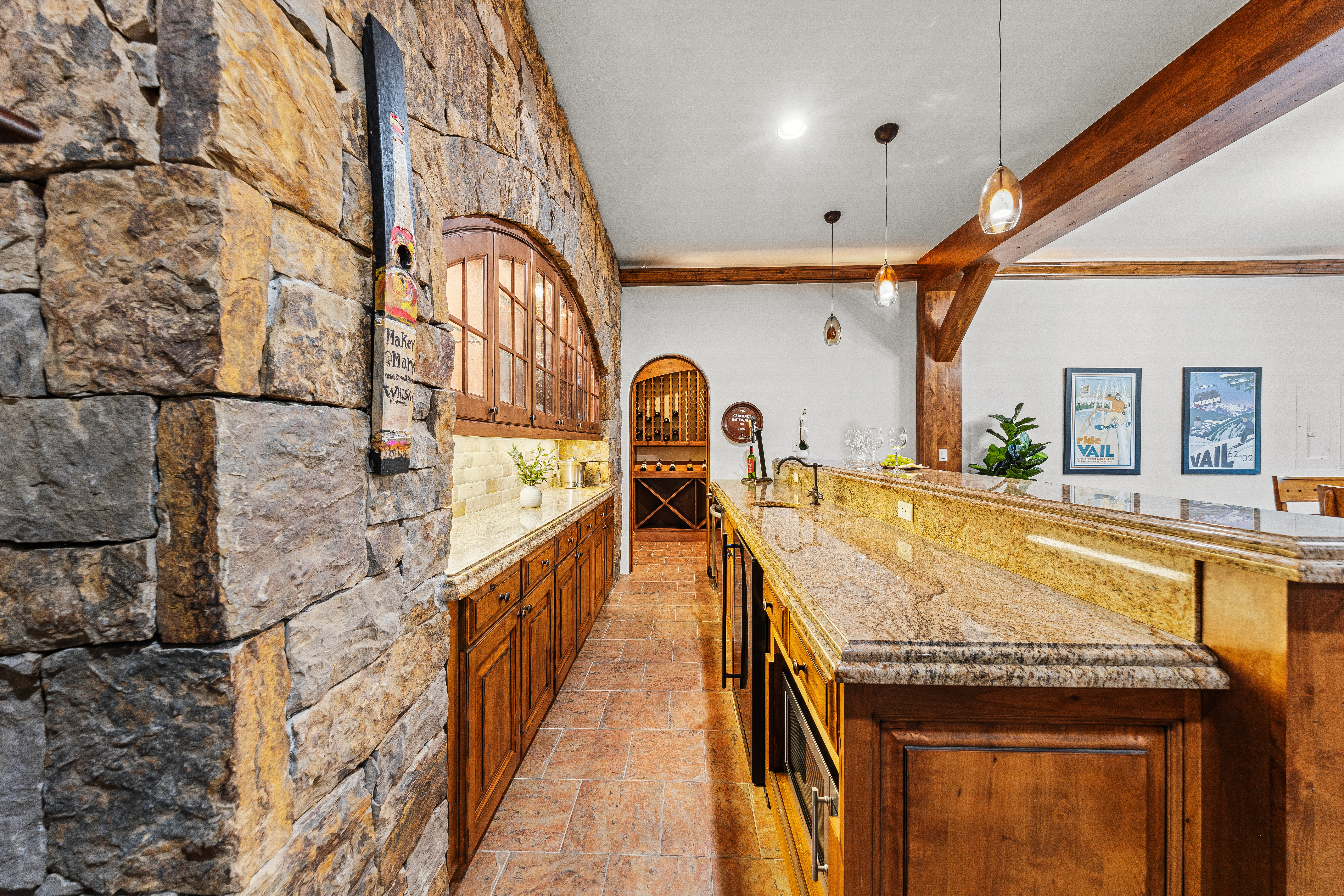  Exceptional Mountain Estate Offering Breathtaking Views - 物件實景