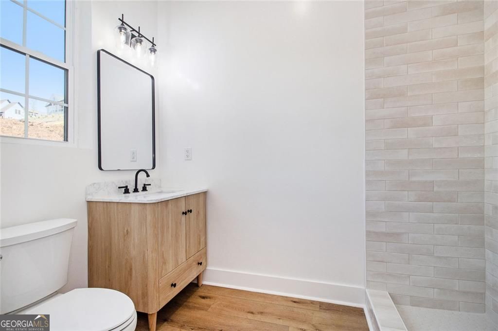 Dawsonville, Georgia, 30534, United States, 5 Bedrooms Bedrooms, ,7 BathroomsBathrooms,Residential,For Sale,1952234