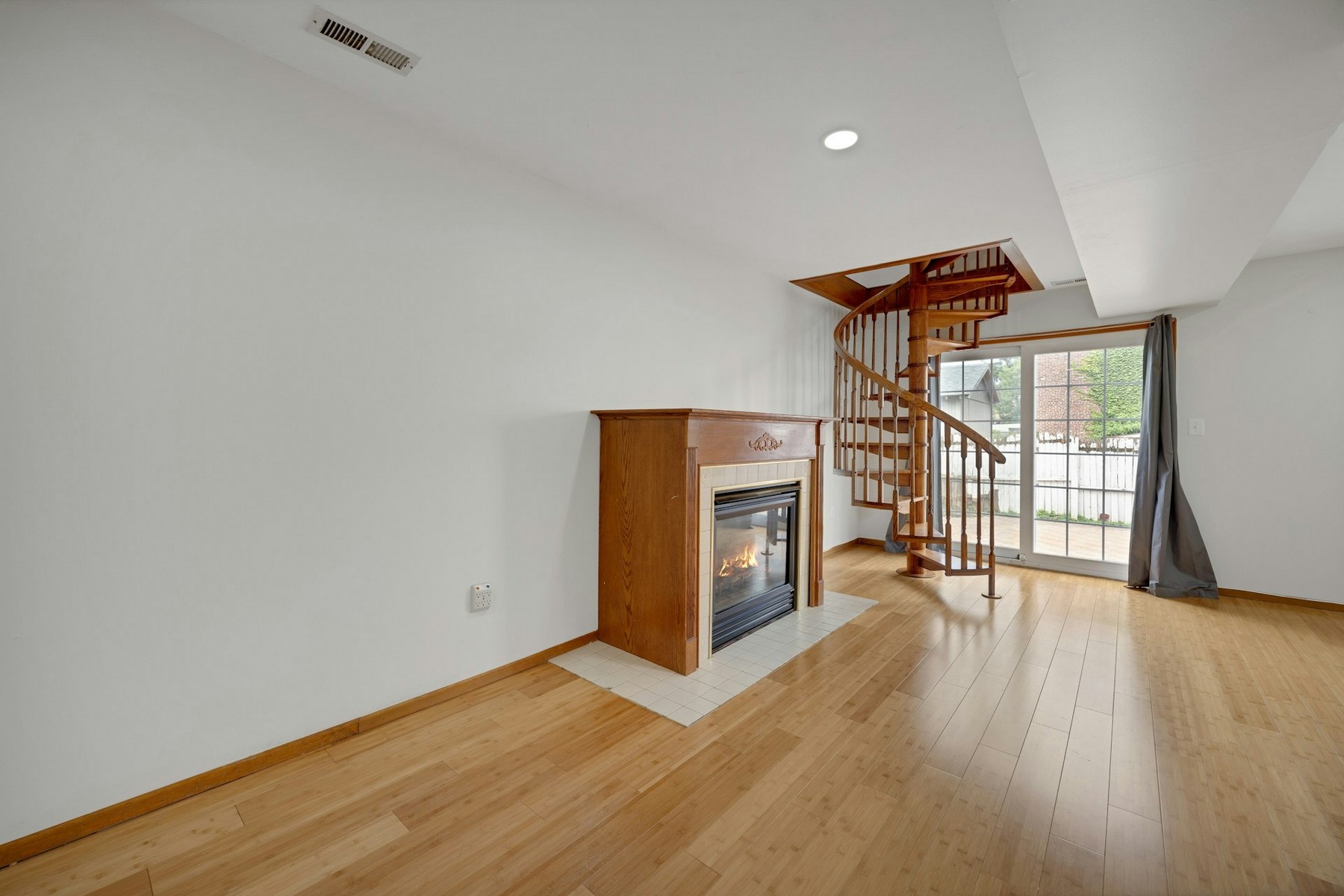  149 Hobart Avenue, Bayonne, NJ 07002 - 物件實景