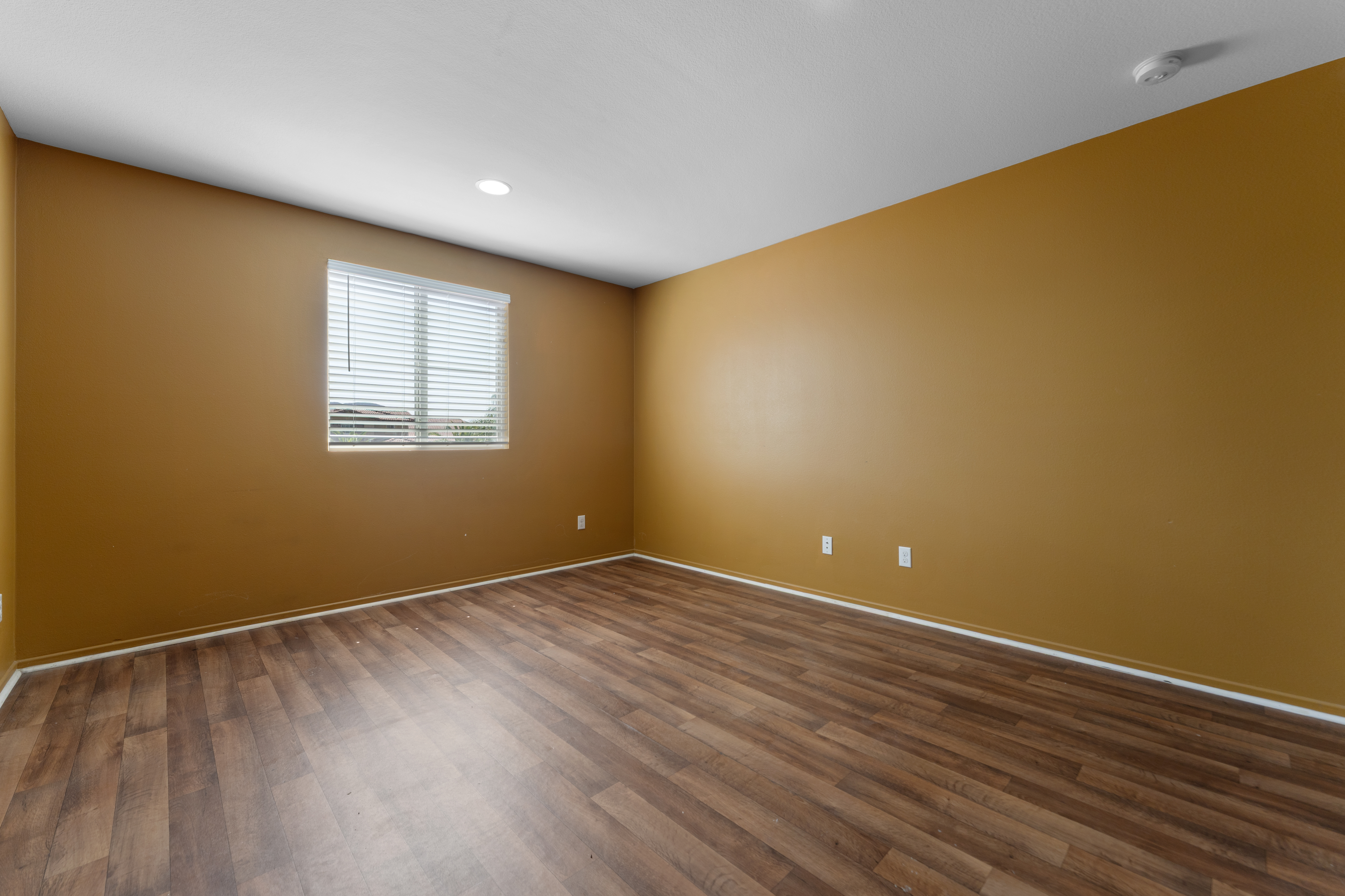 Winchester, California, 92596, United States, 6 Bedrooms Bedrooms, ,4 BathroomsBathrooms,Residential,For Sale,1983204