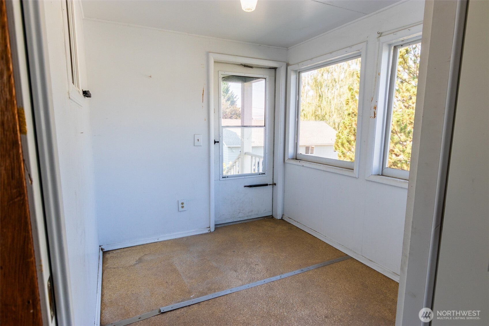 Tonasket, Washington, 98855, United States, ,Residential,For Sale,2001700