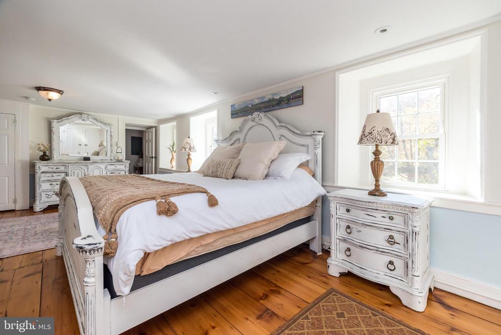 Upper Black Eddy, Pennsylvania, 18972, United States, 3 Bedrooms Bedrooms, ,3 BathroomsBathrooms,Residential,For Sale,1991005