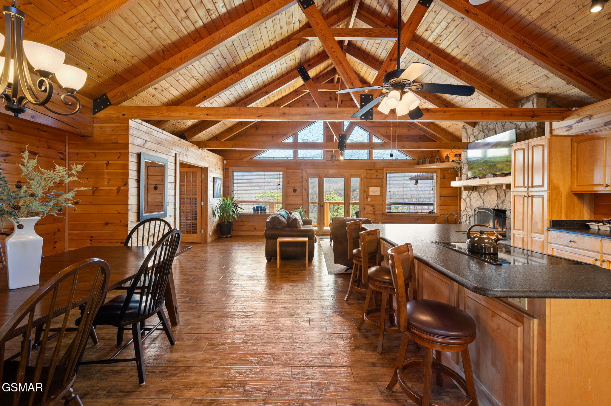 Gatlinburg, Tennessee, 37738, United States, 3 Bedrooms Bedrooms, ,3 BathroomsBathrooms,Residential,For Sale,1977733