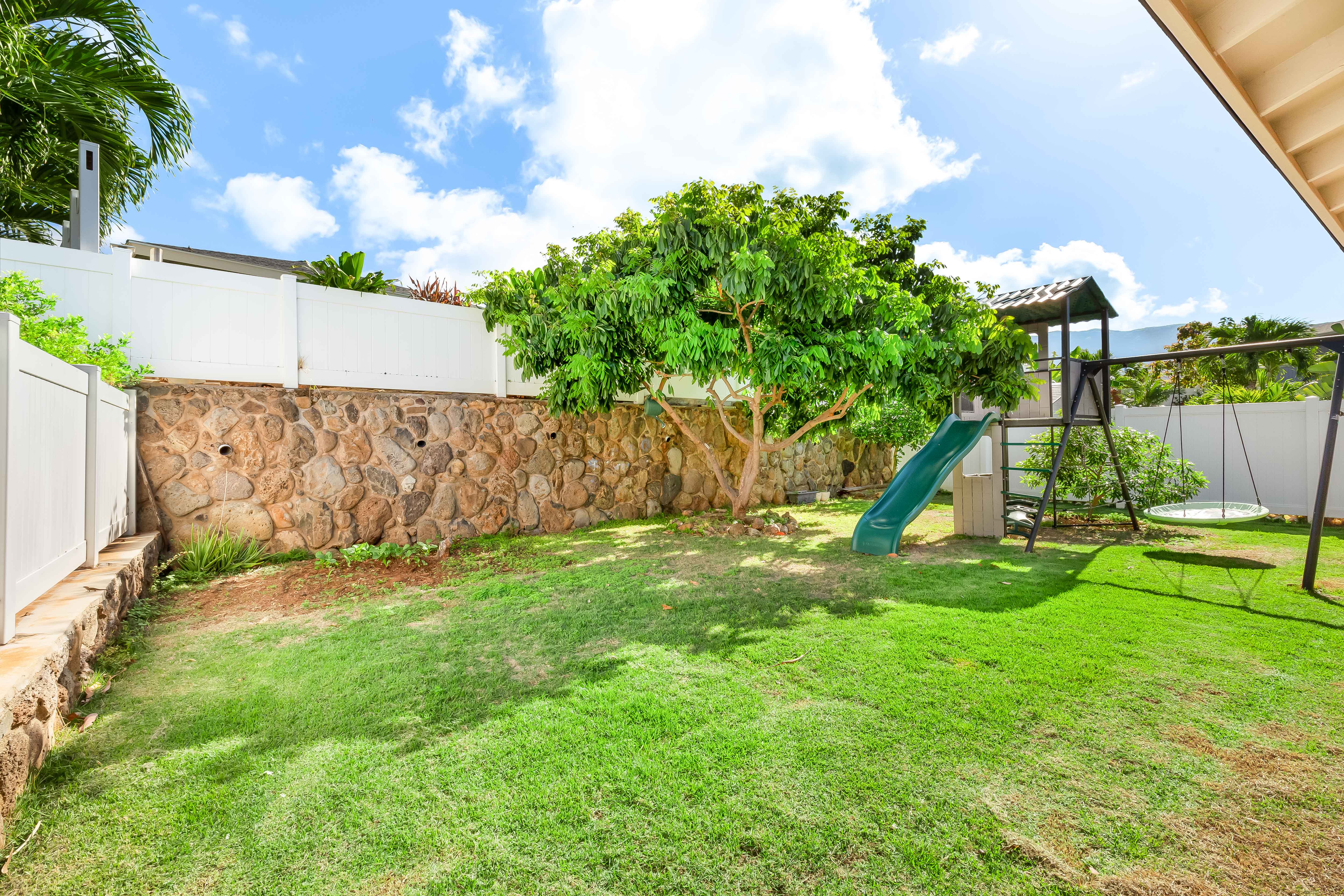 Waianae, Hawaii, 96792, United States, 3 Bedrooms Bedrooms, ,2 BathroomsBathrooms,Residential,For Sale,2007886