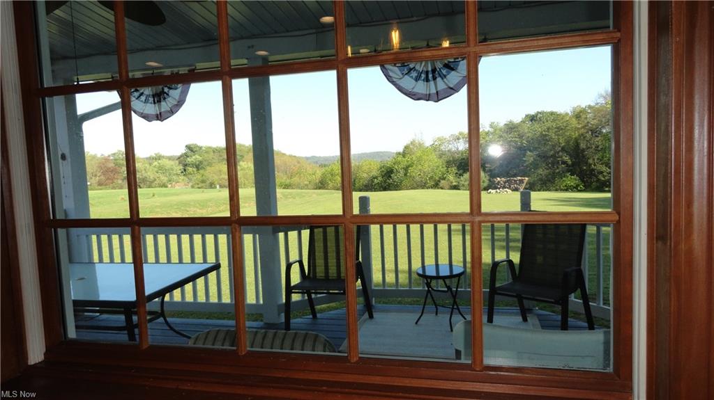 Chester, West Virginia, 26034, United States, 3 Bedrooms Bedrooms, ,3 BathroomsBathrooms,Residential,For Sale,1975770