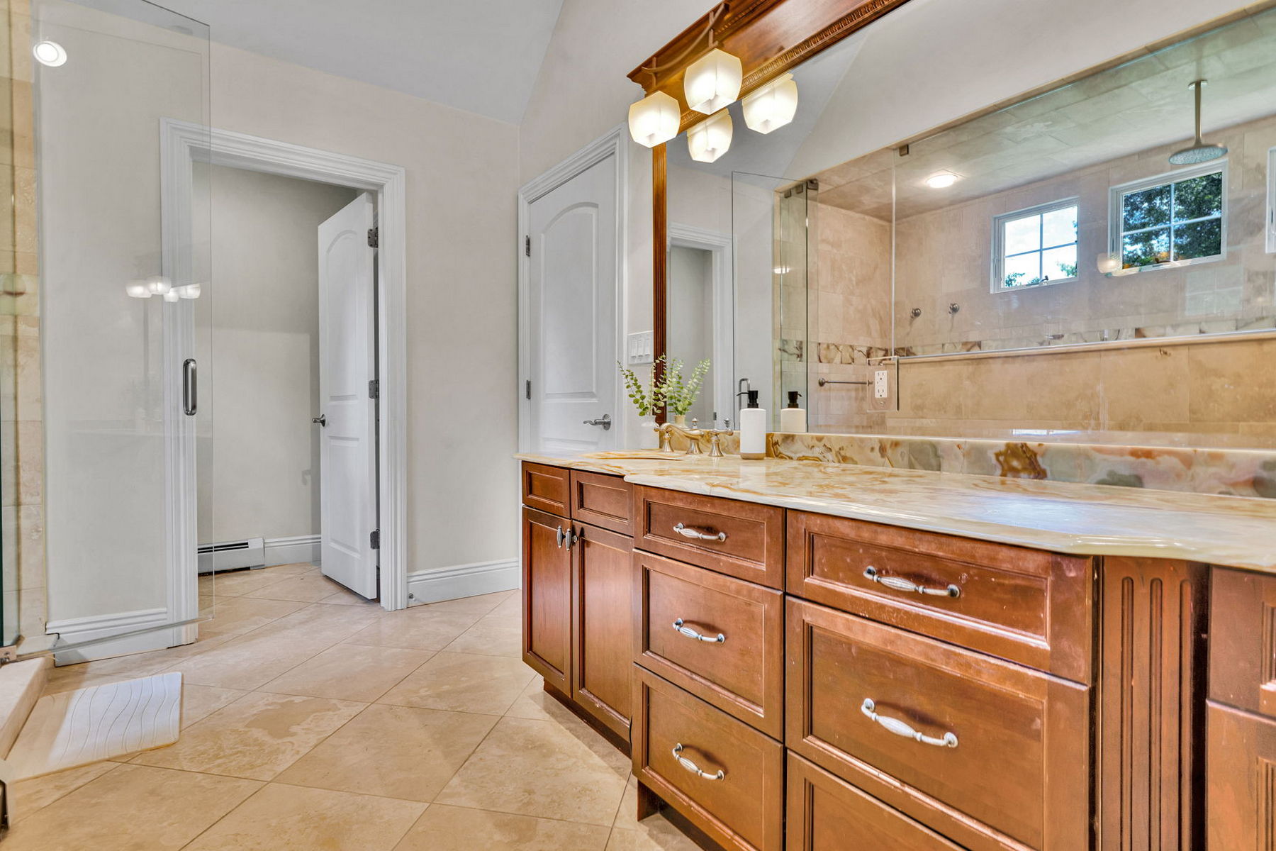  26 Devonshire Road, Cresskill, NJ, 07626 - 物件實景