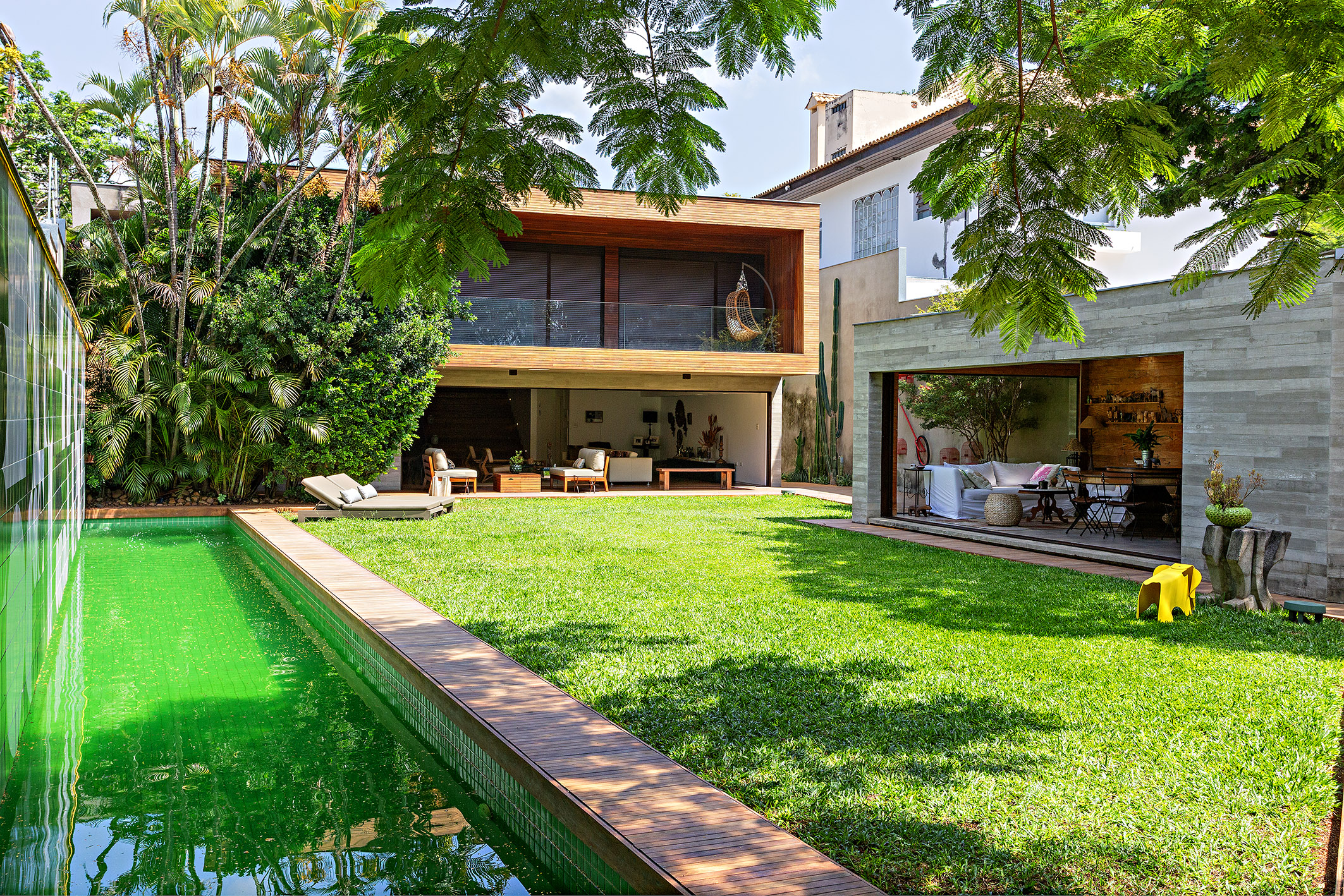  Contemporary residence with heated pool and integrated gourmet area - 物件實景