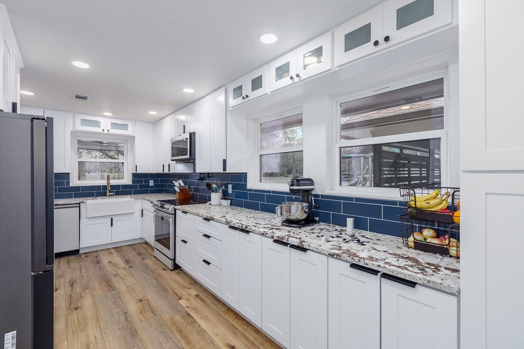 Huntington, Texas, 75949, United States, 4 Bedrooms Bedrooms, ,3 BathroomsBathrooms,Residential,For Sale,2009235