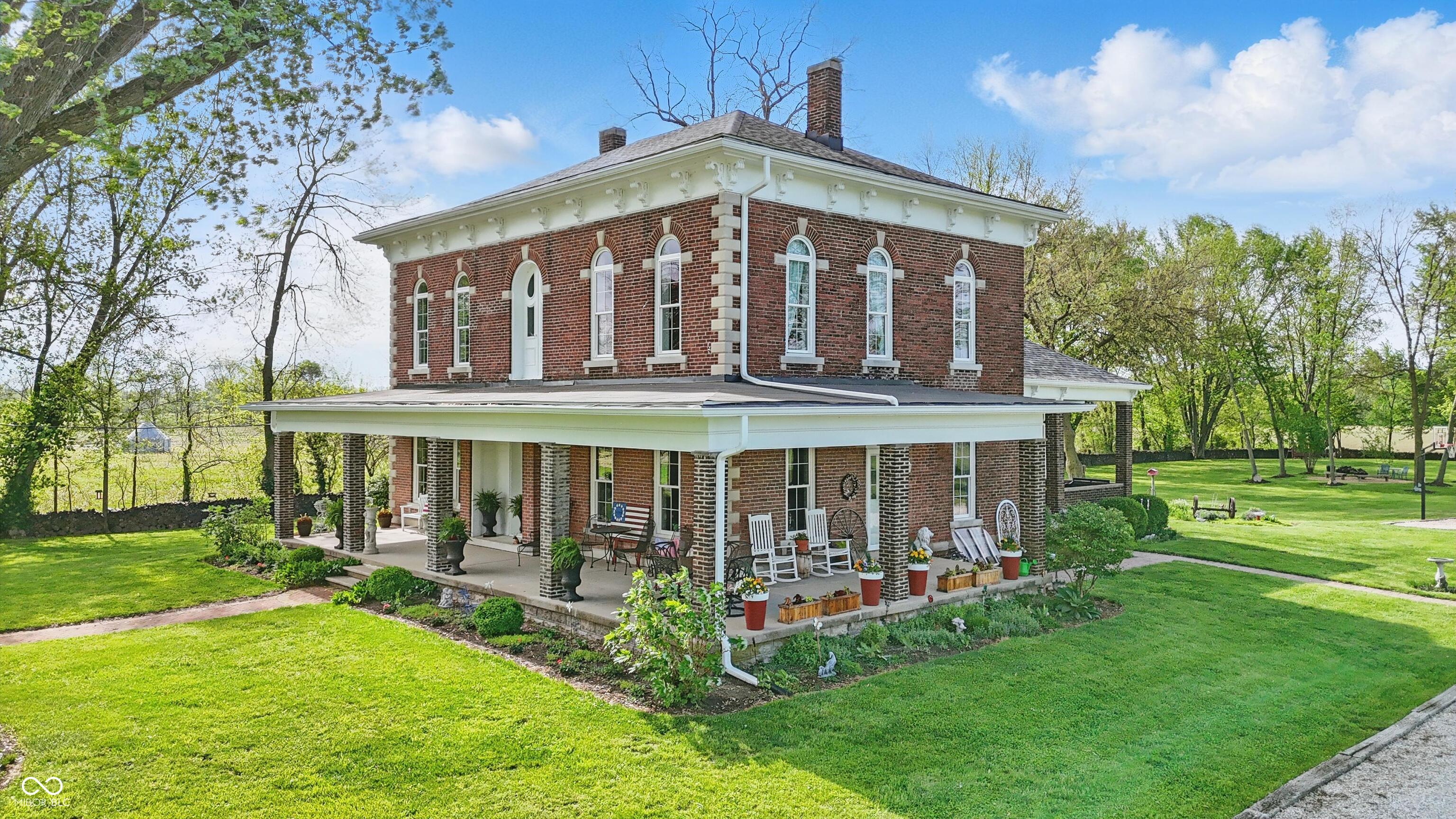 Paragon, Indiana, 46166, United States, 5 Bedrooms Bedrooms, ,2 BathroomsBathrooms,Residential,For Sale,1921702